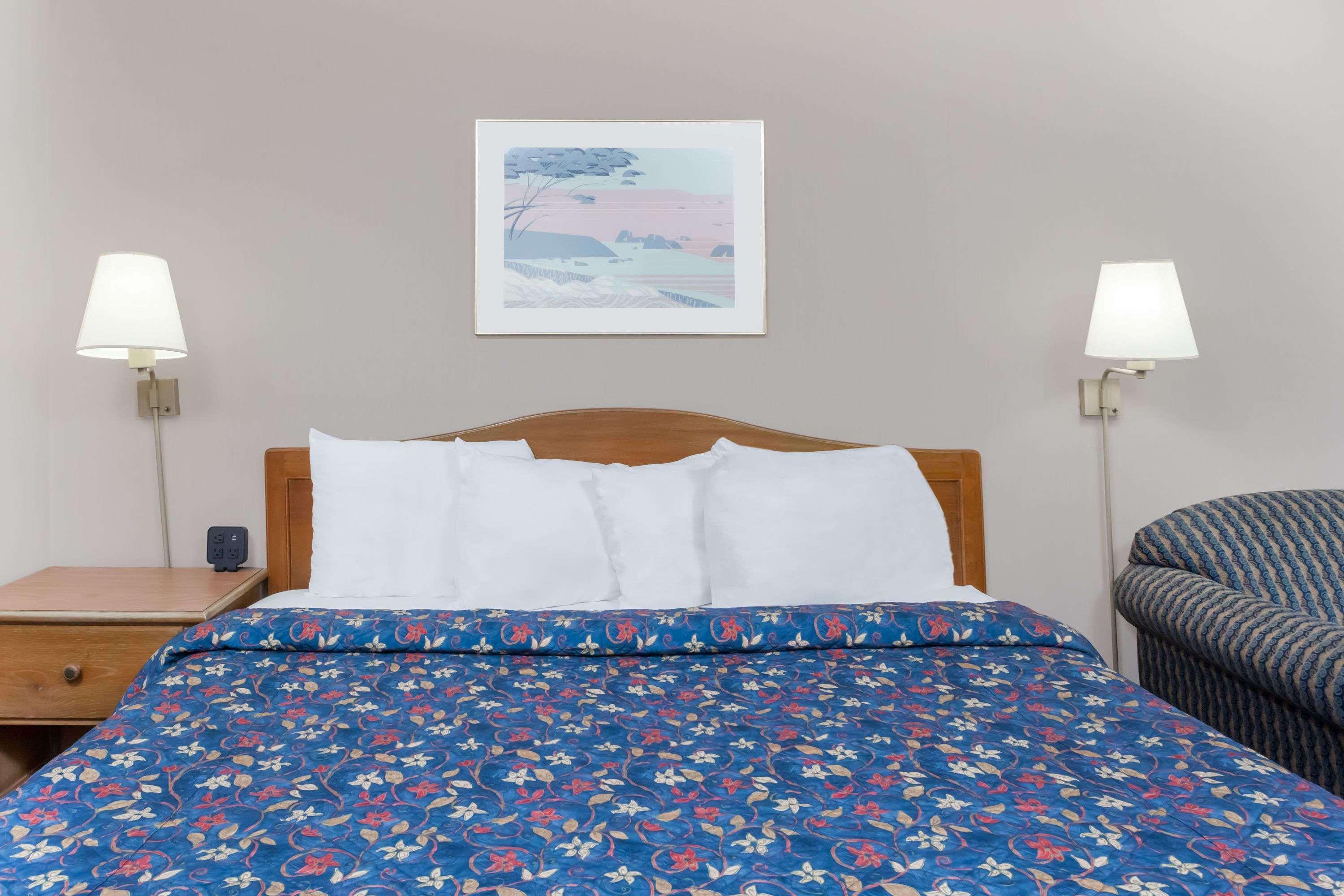 Days Inn By Wyndham Seguin Tx Eksteriør bilde